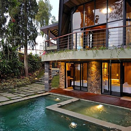 Villa 4-Br Klub Bunga No 4 Batu Malang 외부 사진